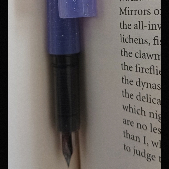 Hello kitty Sanrio fountain Pen - Picture 10 of 13